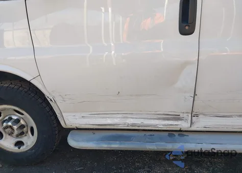 2014 GMC Savana 2500 Work Van z USA, uszkodzony, nr VIN 1GTW7FCAXE1908468